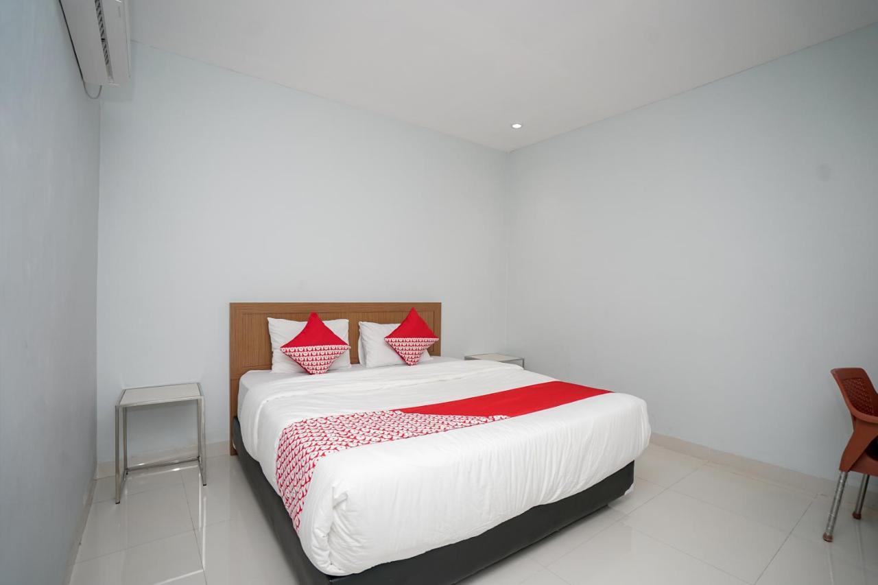 Oyo 616 Express Inn 팔렘방 외부 사진